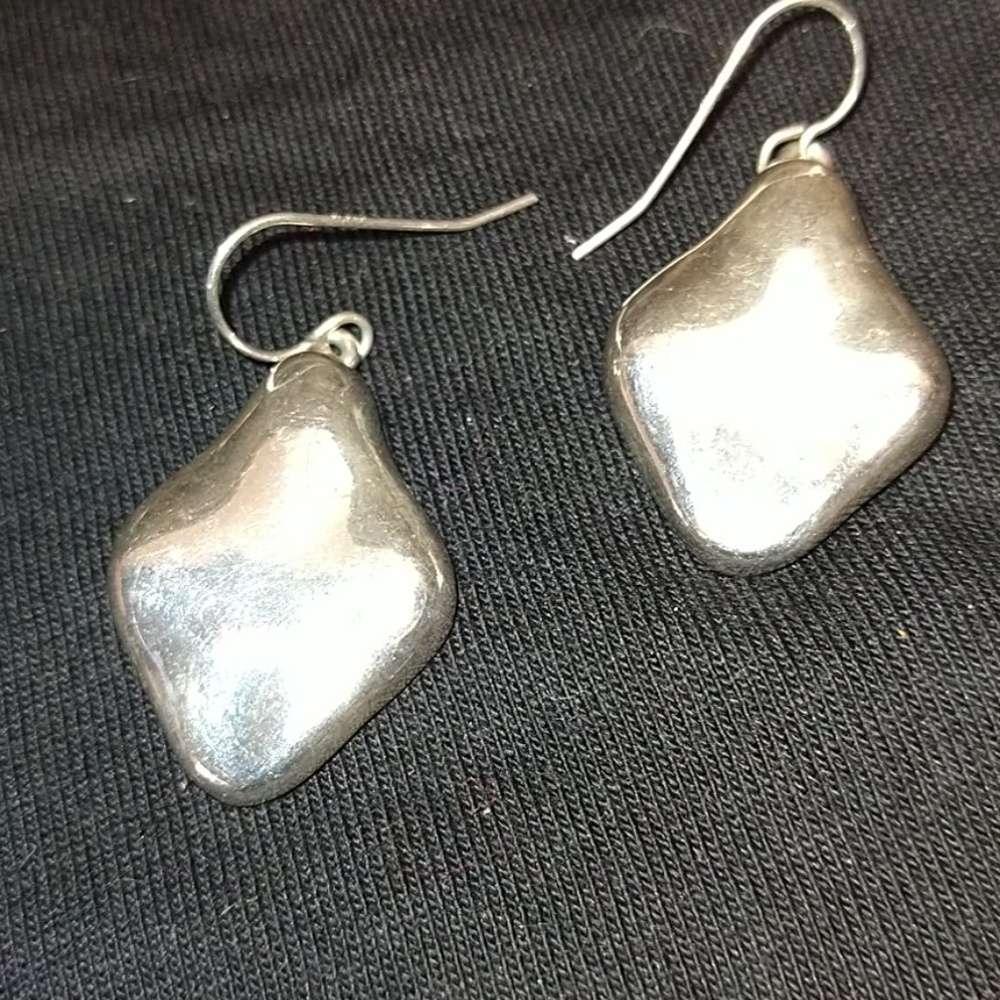 Sterling silver 1 in drop earring